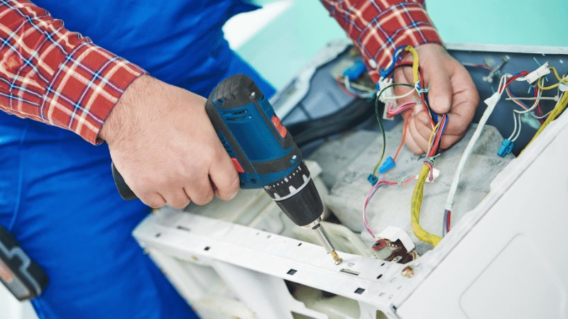 Şereflikoçhisar Vestfrost Vestfrost çamaşır makinesi kart tamiri – Su almama arızası orijinal parça ile giderildi. - Teknik servis örneği